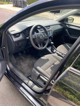 SKODA
OCTAVIA Thumbnail 5