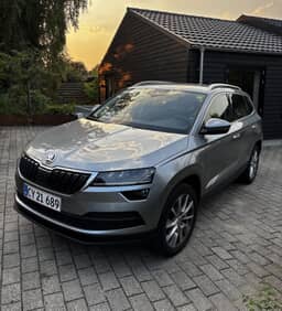 SKODA 
                KAROQ Thumbnail 1