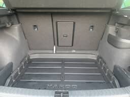 SKODA
KAROQ Thumbnail 12