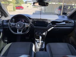 VOLKSWAGEN
T-Roc Thumbnail 8