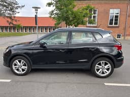 SEAT
Arona Thumbnail 4