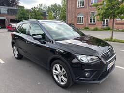 SEAT 
                Arona Thumbnail 1