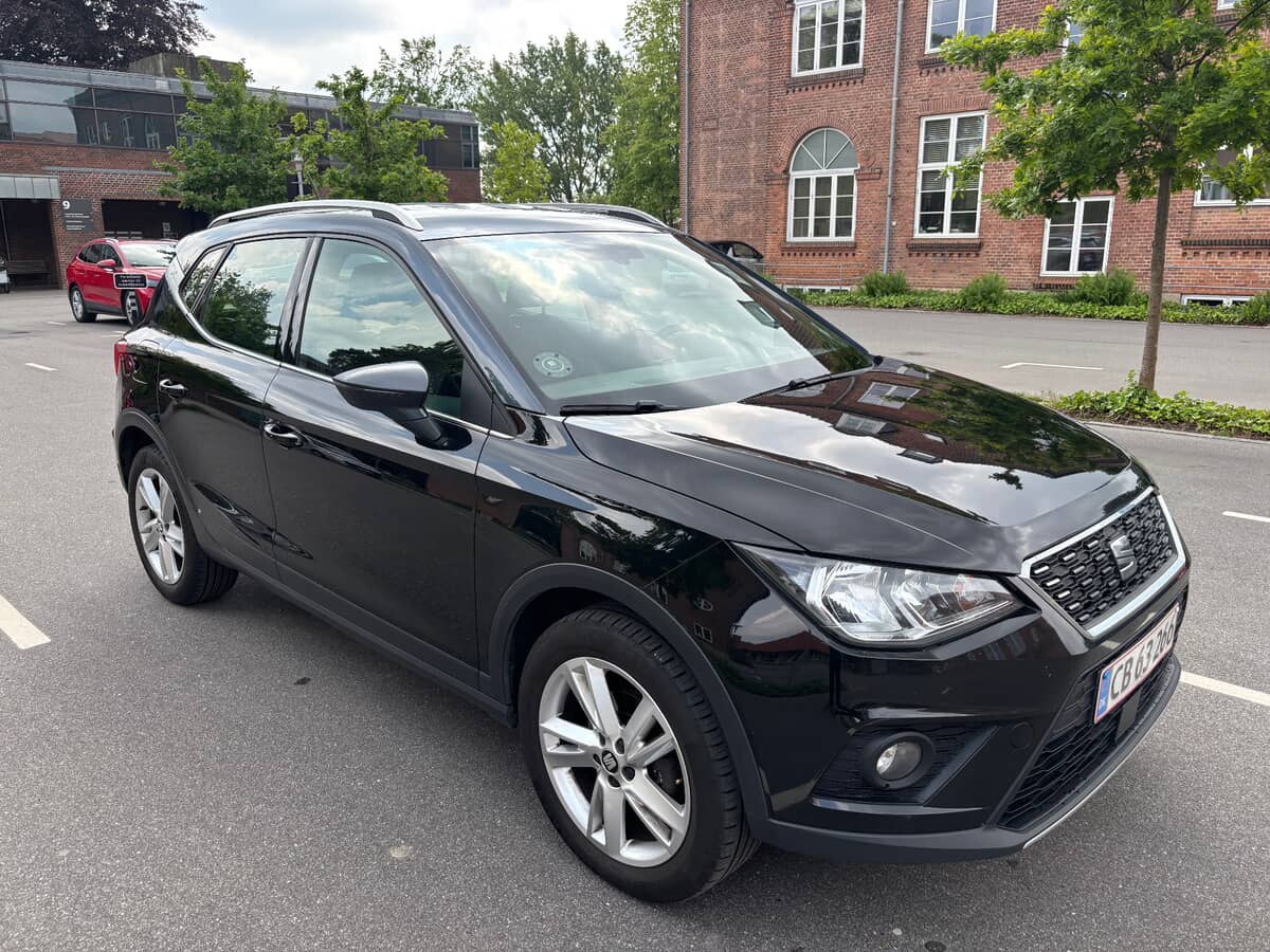 SEAT
Arona 1