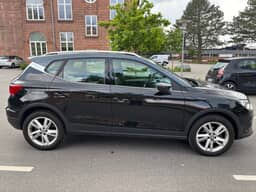 SEAT
Arona Thumbnail 5