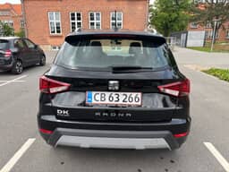 SEAT
Arona Thumbnail 7