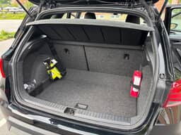 SEAT
Arona Thumbnail 12