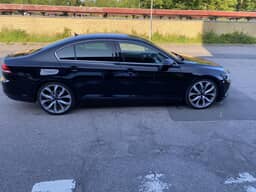 VOLKSWAGEN 
                PASSAT Thumbnail 8