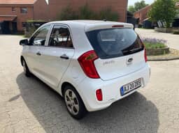 KIA 
                PICANTO Thumbnail 3