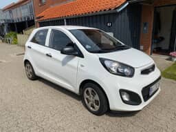 KIA 
                PICANTO Thumbnail 1
