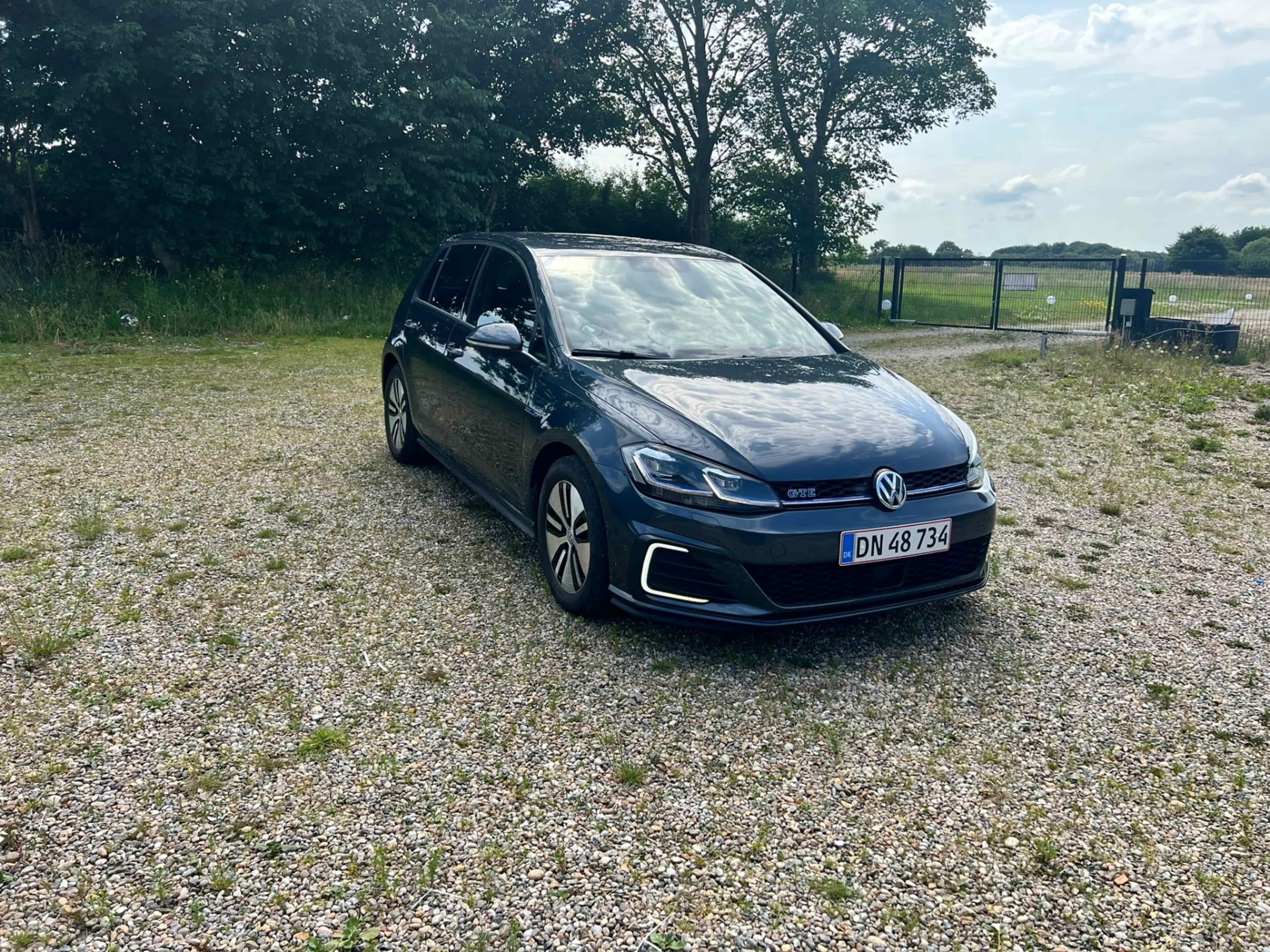 VOLKSWAGEN GOLF GTE