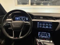 AUDI
E-Tron Sportback Thumbnail 11