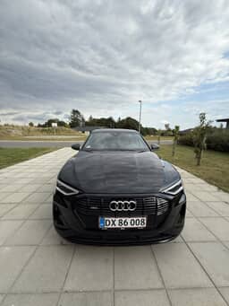 AUDI
E-Tron Sportback Thumbnail 2