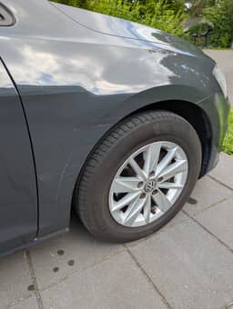 VOLKSWAGEN
GOLF Thumbnail 13