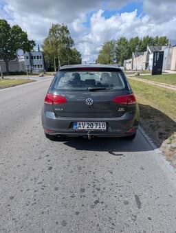 VOLKSWAGEN 
                GOLF Thumbnail 6