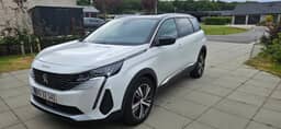 PEUGEOT 
                5008 Thumbnail 1