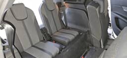 PEUGEOT 
                5008 Thumbnail 13