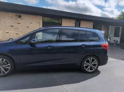 BMW
220d Thumbnail 4