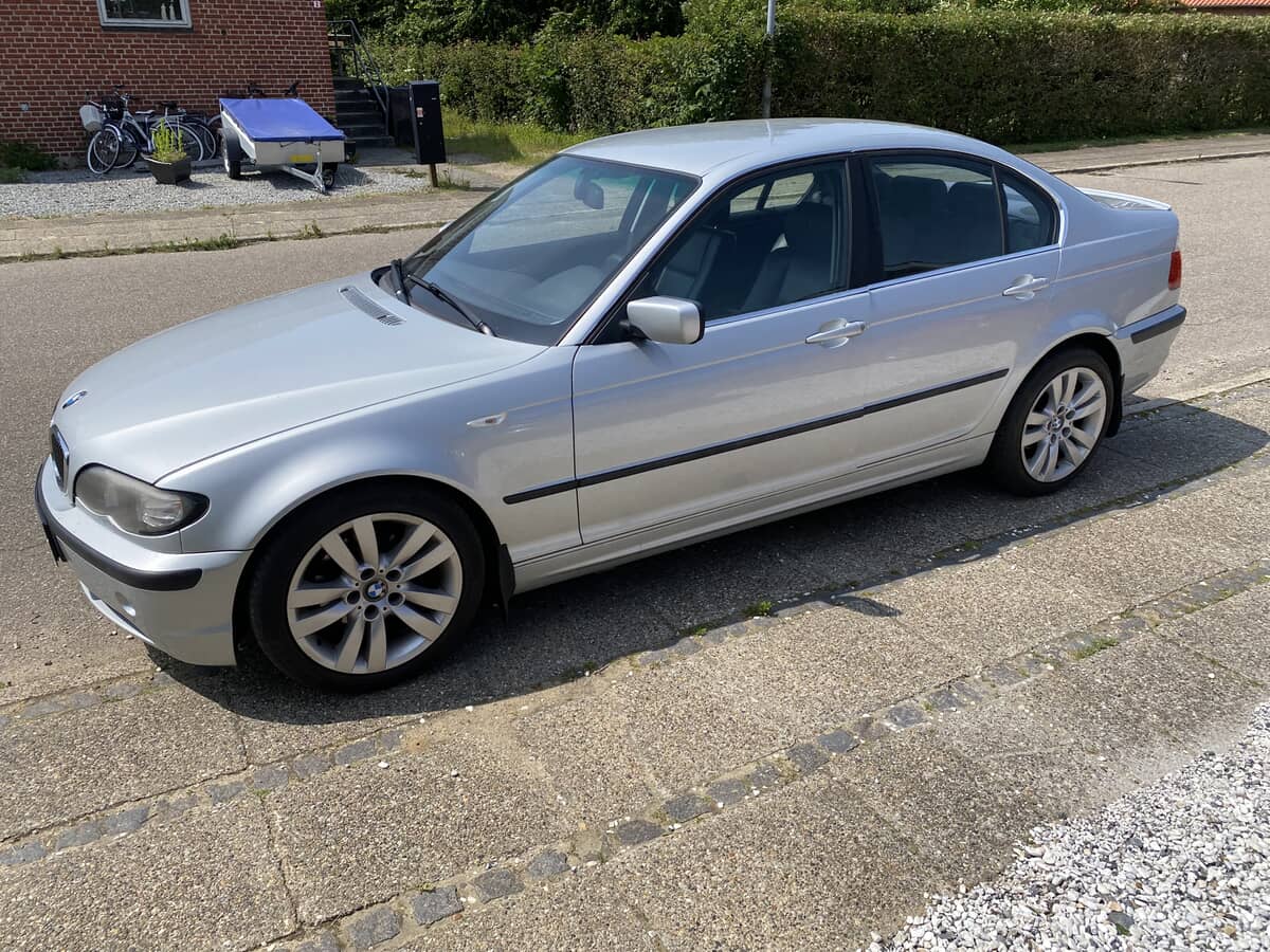 BMW
320i 2,0 150hk 1