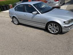 BMW
320i 2,0 150hk Thumbnail 2