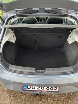 SEAT 
                LEON Thumbnail 10