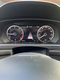 VOLKSWAGEN
TIGUAN Thumbnail 7