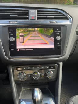 VOLKSWAGEN
TIGUAN Thumbnail 9