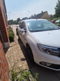 DACIA
SANDERO Thumbnail 8