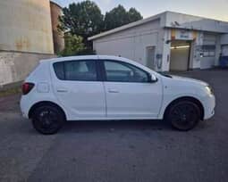 DACIA 
                SANDERO Thumbnail 5