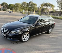 MERCEDES-BENZ 
                E-Klasse Thumbnail 5
