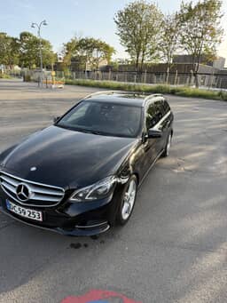 MERCEDES-BENZ 
                E-Klasse Thumbnail 4