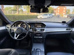 MERCEDES-BENZ 
                E-Klasse Thumbnail 10
