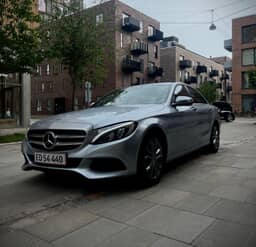 MERCEDES-BENZ
C-Klasse Thumbnail 3