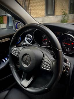 MERCEDES-BENZ
C-Klasse Thumbnail 12