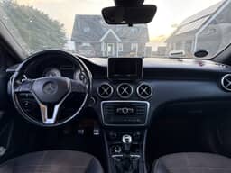 MERCEDES-BENZ
A-Klasse Thumbnail 7