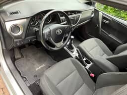 TOYOTA
AURIS Thumbnail 9