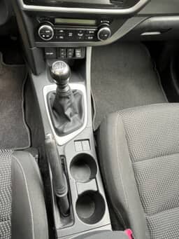 TOYOTA
AURIS Thumbnail 12