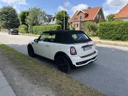 MINI
COOPER S Cabriolet Thumbnail 6