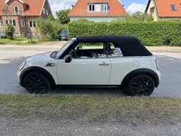 MINI
COOPER S Cabriolet Thumbnail 7