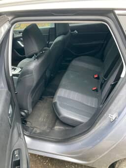 PEUGEOT
308 Thumbnail 10