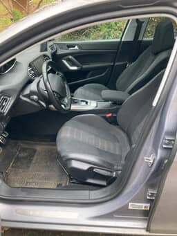 PEUGEOT
308 Thumbnail 9