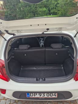 KIA 
                PICANTO Thumbnail 14
