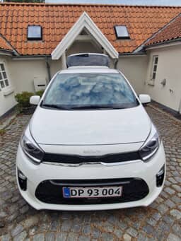 KIA 
                PICANTO Thumbnail 2
