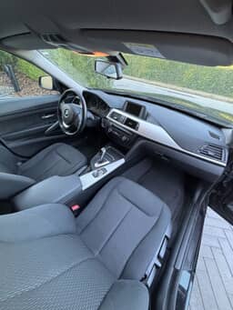 BMW
3-Serie Thumbnail 13
