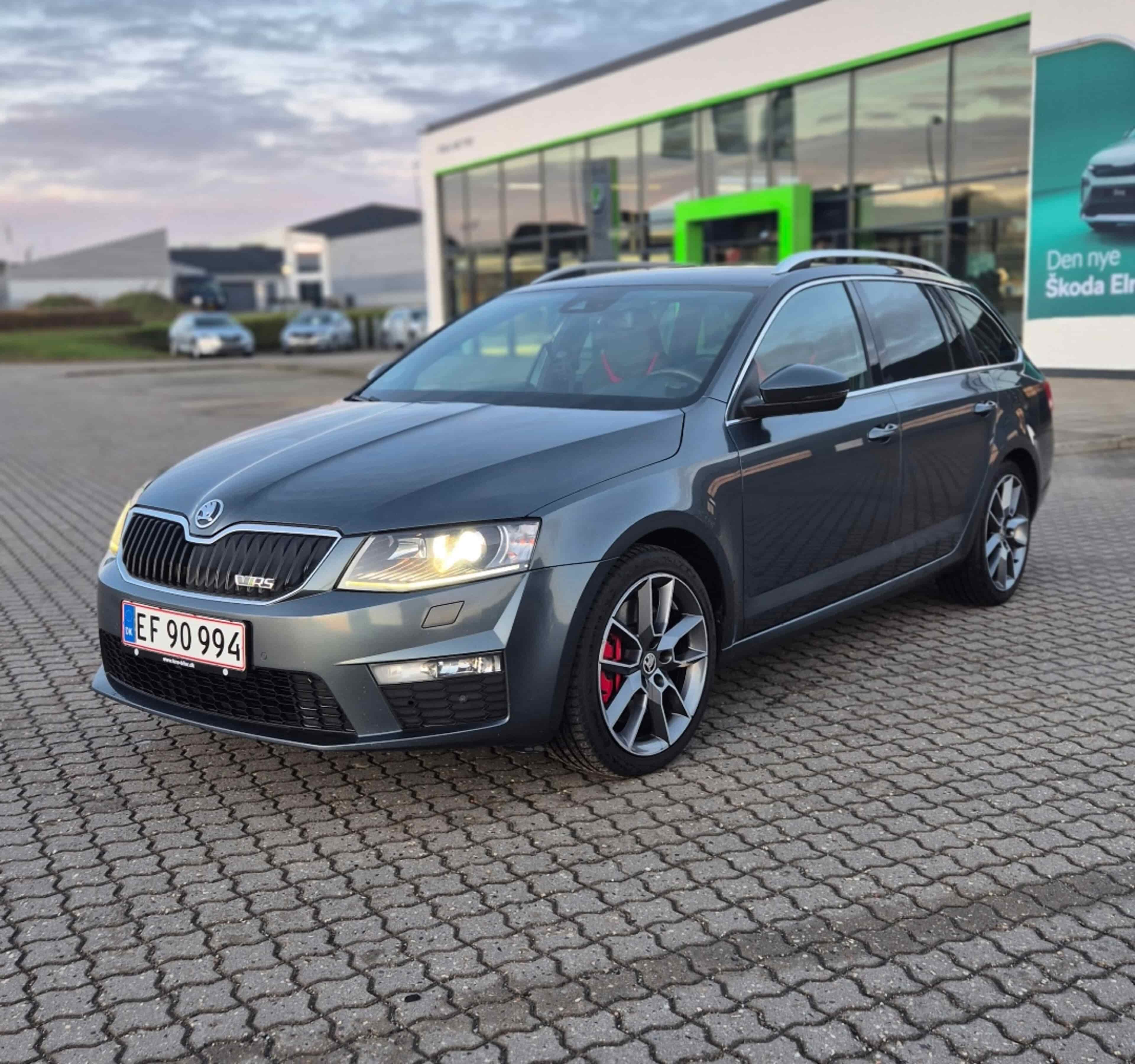 SKODA Octavia 2,0 TDi 184 RS Combi DSG