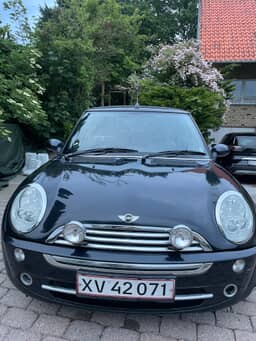 MINI 
                COOPER Thumbnail 3