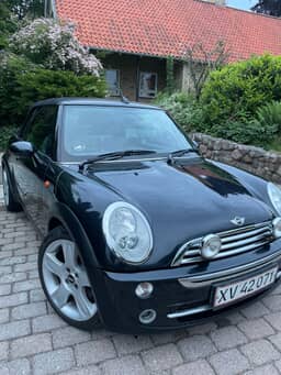 MINI
COOPER Thumbnail 4