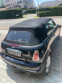 MINI 
                COOPER Thumbnail 6