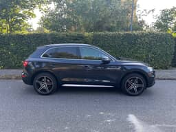 AUDI 
                Q5 Thumbnail 4