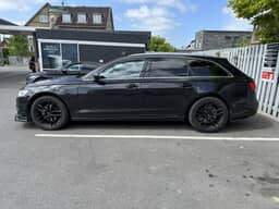 AUDI
A6 AVANT Thumbnail 8