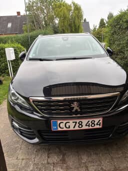 PEUGEOT 
                308 Thumbnail 3
